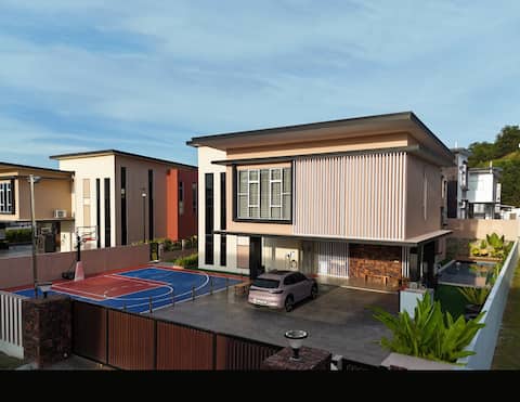 Desaru • Villa • EV • Jacuzzi Pool • Basketball Court • BBQ • Beach Castle + KTV