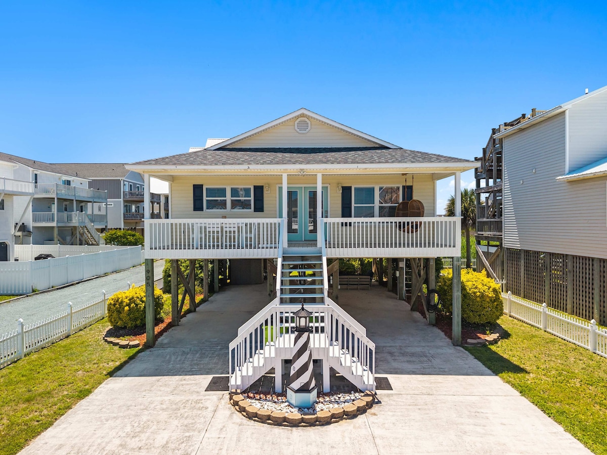 Surfside at Broadway | Steps to the Beach! - Houses for Rent in