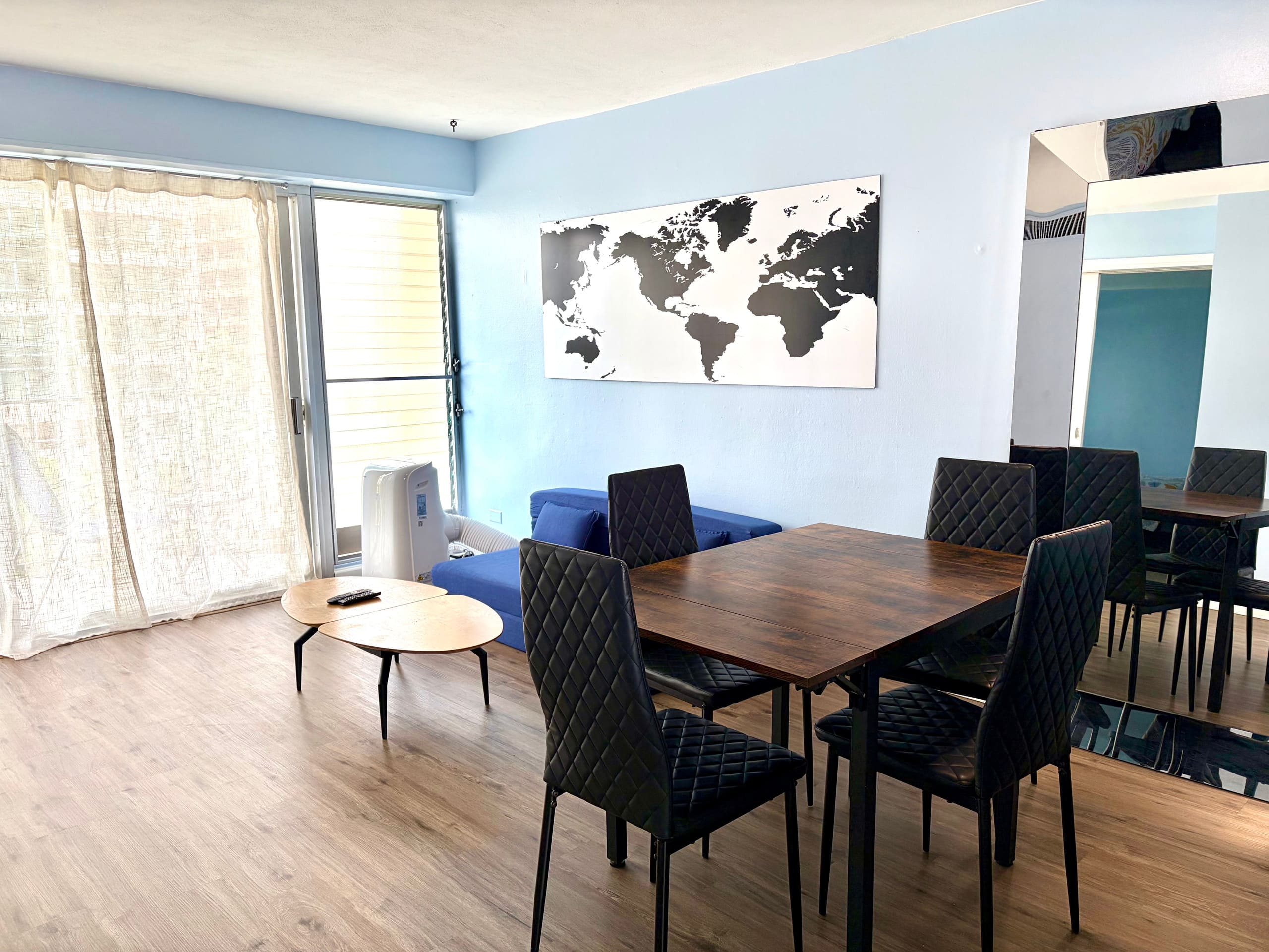 New 2BR Waikiki Condo kitchen FREE parking Pool - Image 20