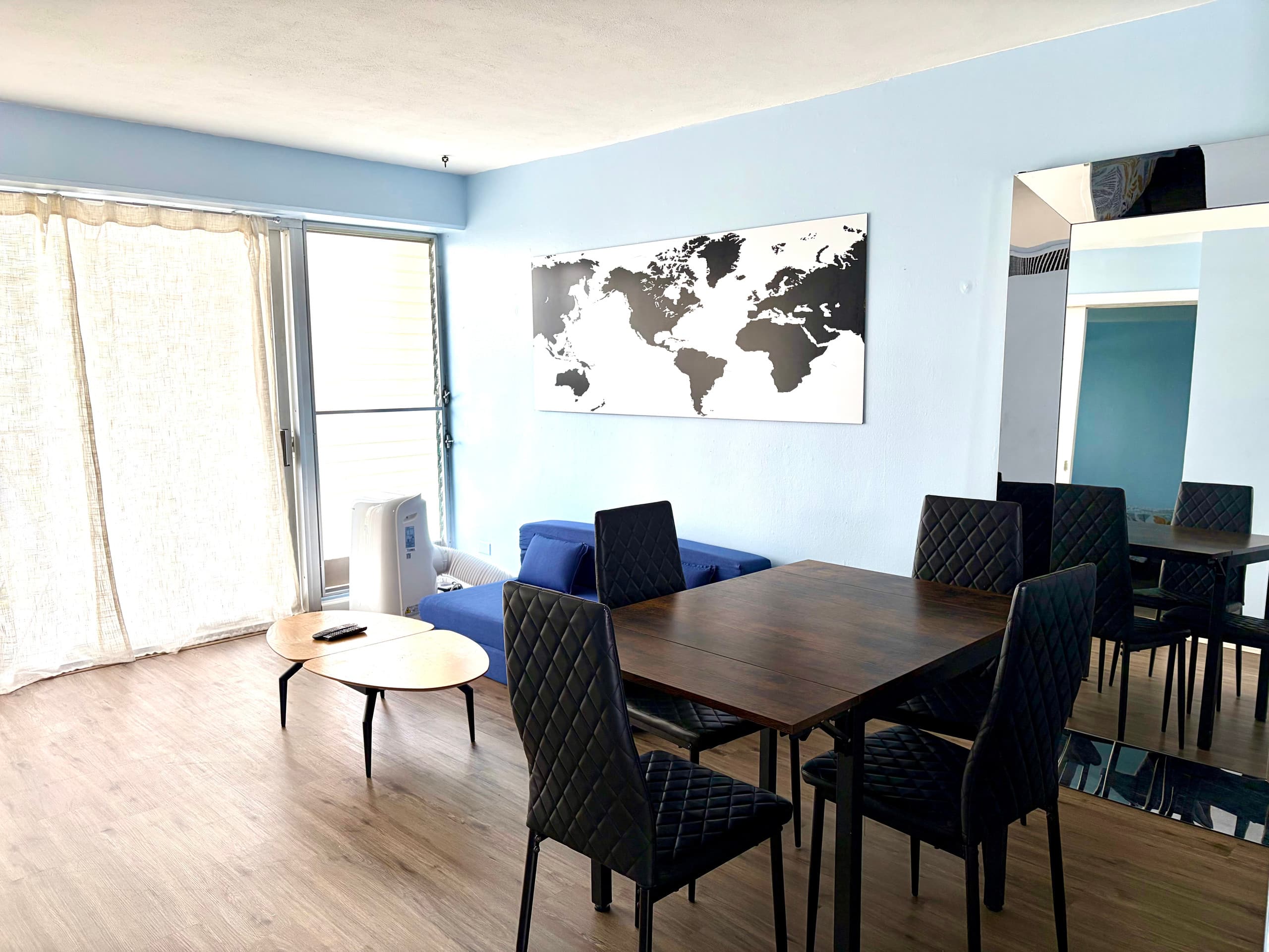 New 2BR Waikiki Condo kitchen FREE parking Pool - Image 22