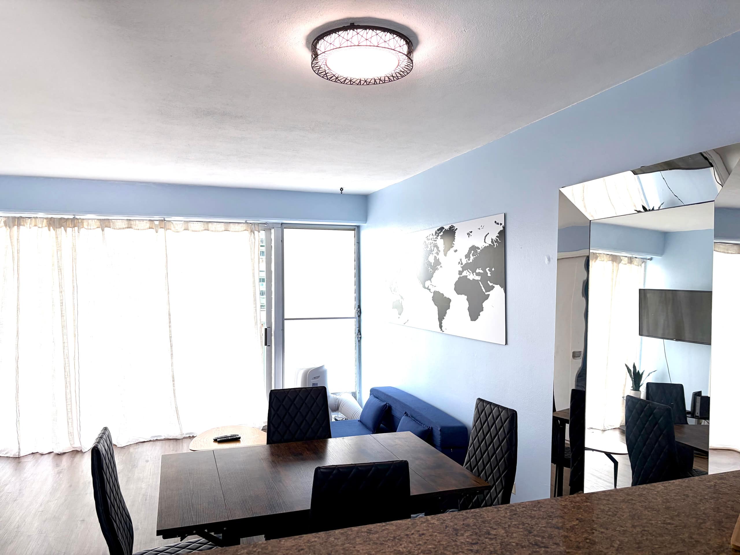 New 2BR Waikiki Condo kitchen FREE parking Pool - Image 19
