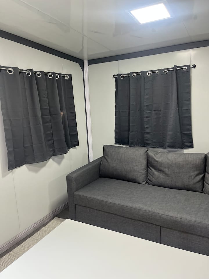 Lake Front 2br Tiny Home 1 - Bridgeport, TX