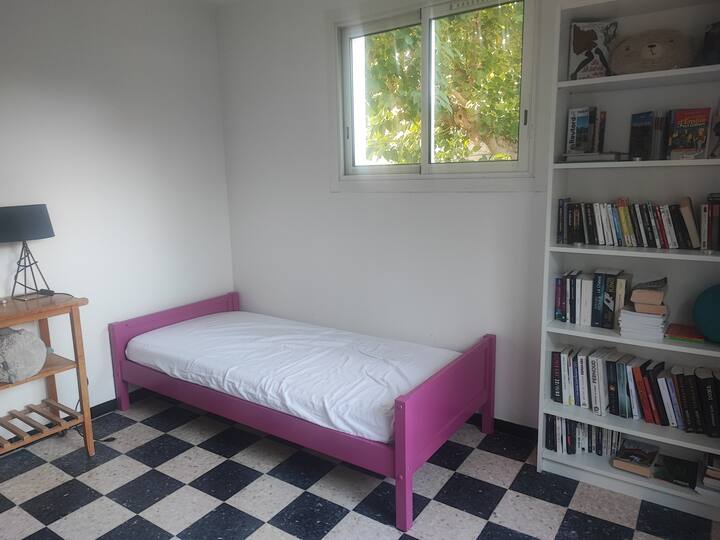 غرفة النوم 2