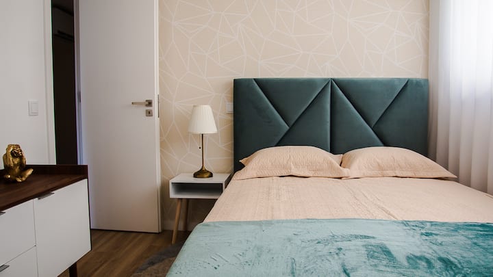 غرفة النوم 2