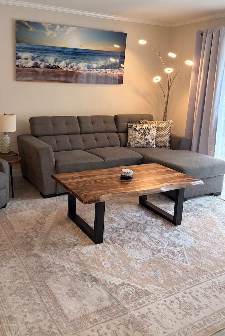 Miami Beach Luxury Condo - North Miami Beach, FL
