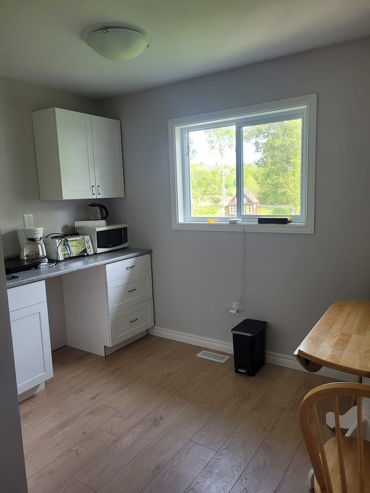 Cozy Country Stay In Sudbury | Peace & Comfort - Gran Sudbury