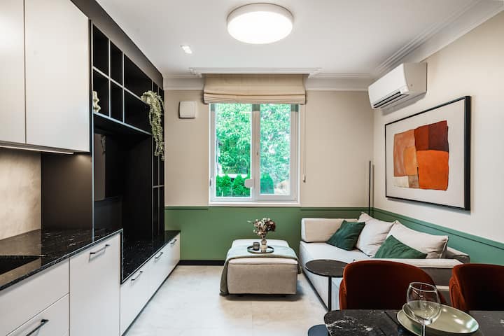 Parking | Blackoutrollos | Brand New | Backyard - Burgas