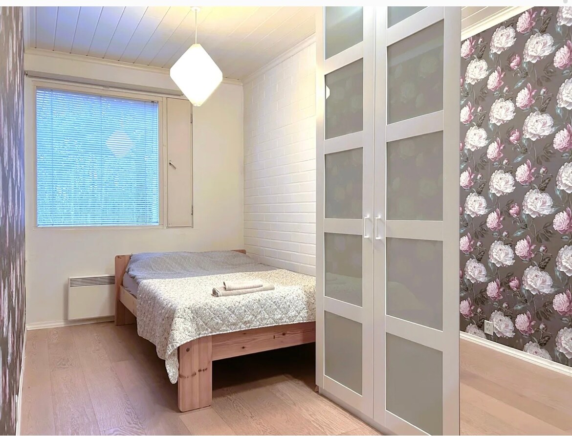 საძინებელი 1