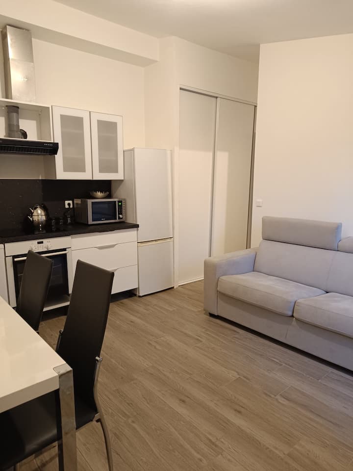 Studio Confortable 4 Personnes - Le Cannet