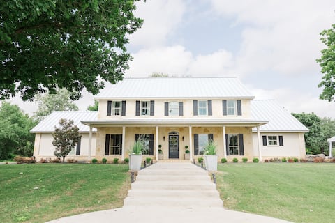 Sparrow Field Estate