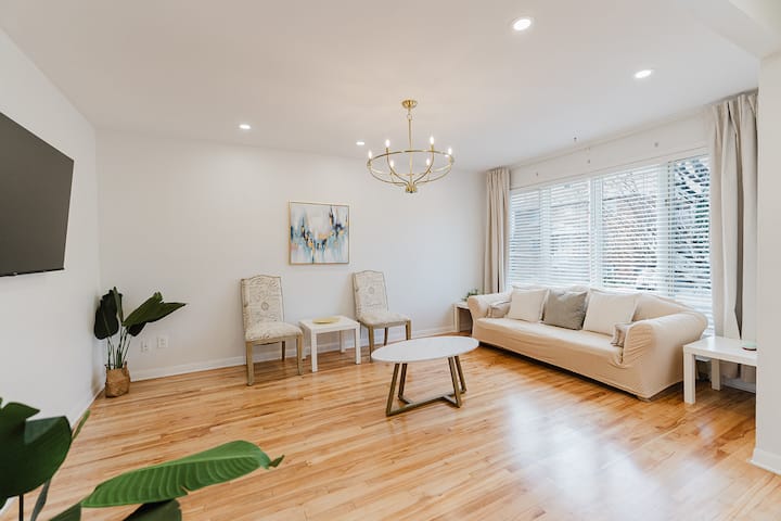 Chic Comfort Close To Downtown - Longueuil