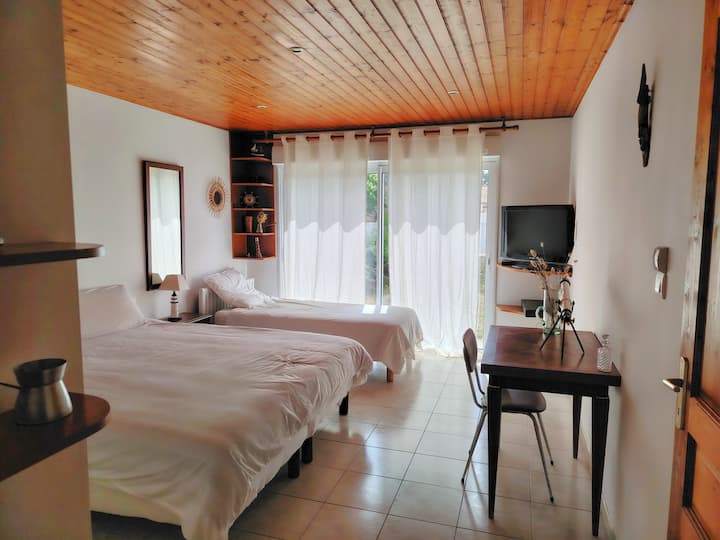 غرفة النوم 2