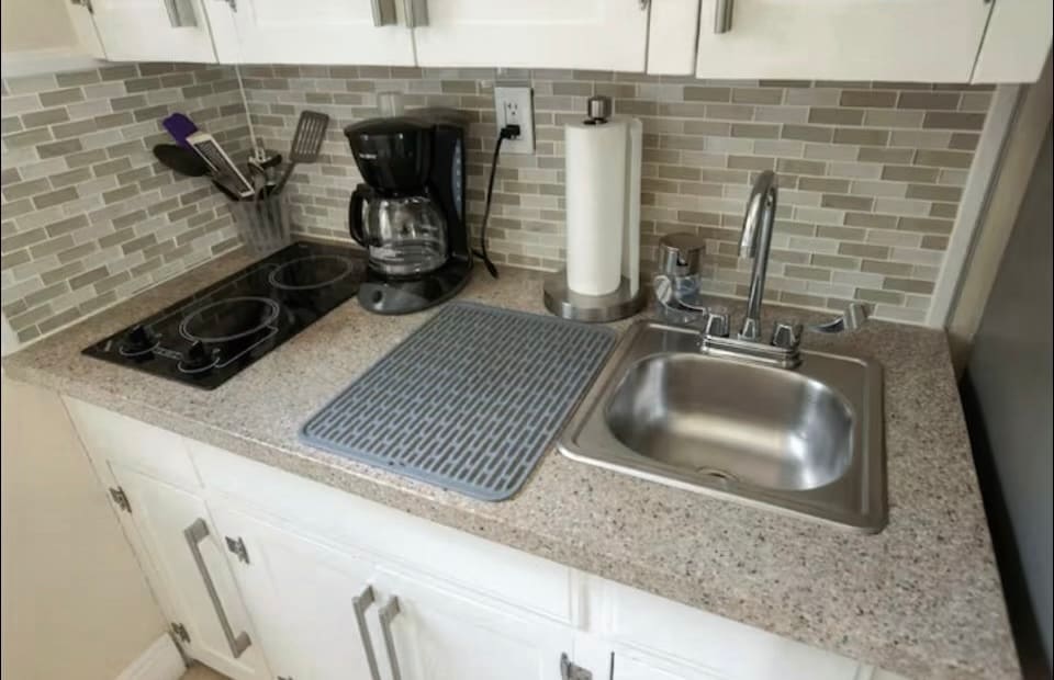 Top Airbnb: Private Guest Studio Coral Gables - Cozy Gem in Coral Gables