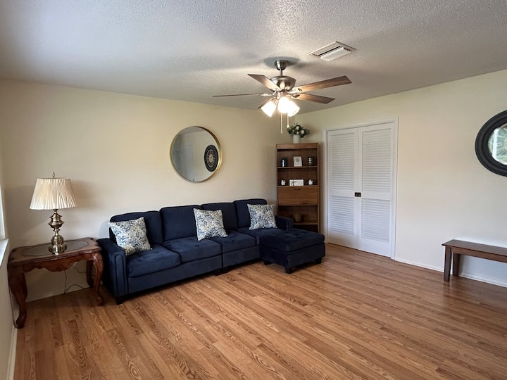 Family-sized Comfort And Fun! - Melbourne, FL