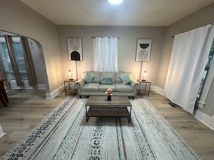 City Nest In Delano - ウィチタ, KS