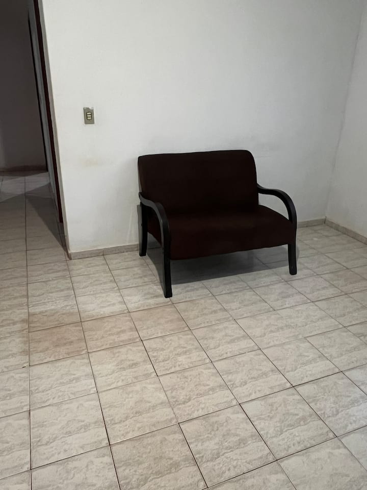 Apto Espaçoso/privacidade/garagem/fácil Acesso - Uberaba