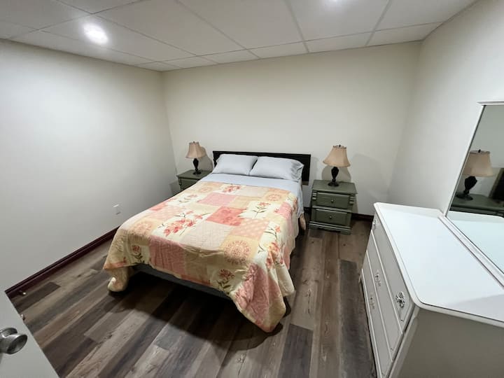 საძინებელი 1