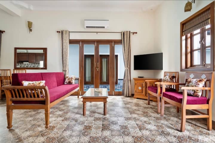 4bhk Beach Side Villa W/pool(v2) @Ritzpalazzogoa - 콜바