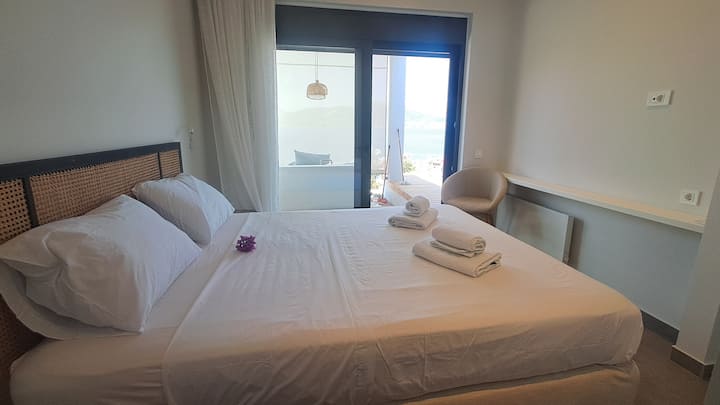 Dormitorio con vistas 