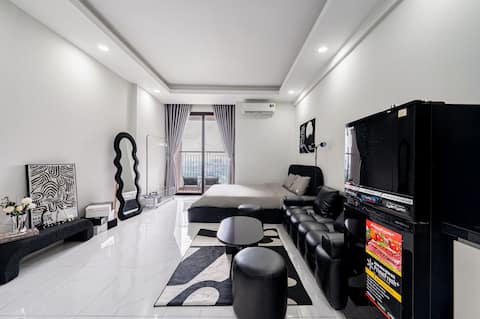 Spacious studio apartment near AEON MALL Binh Duong