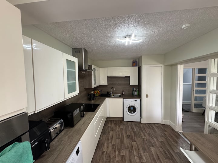 Beautiful & Cosy 1 Bedroom Space - Glasgow
