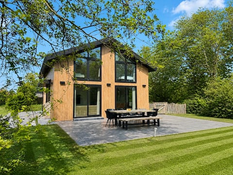 LouLou Beachhouse