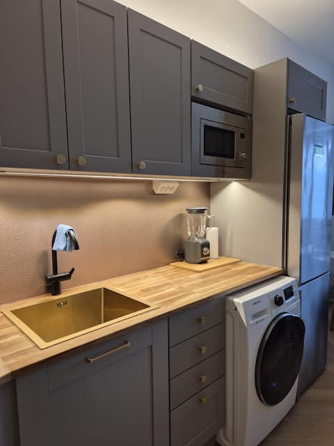 Popular Airbnb listing: Clean studio in a central location in Eteläinen Suurpiiri