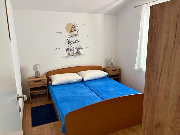 غرفة النوم 1