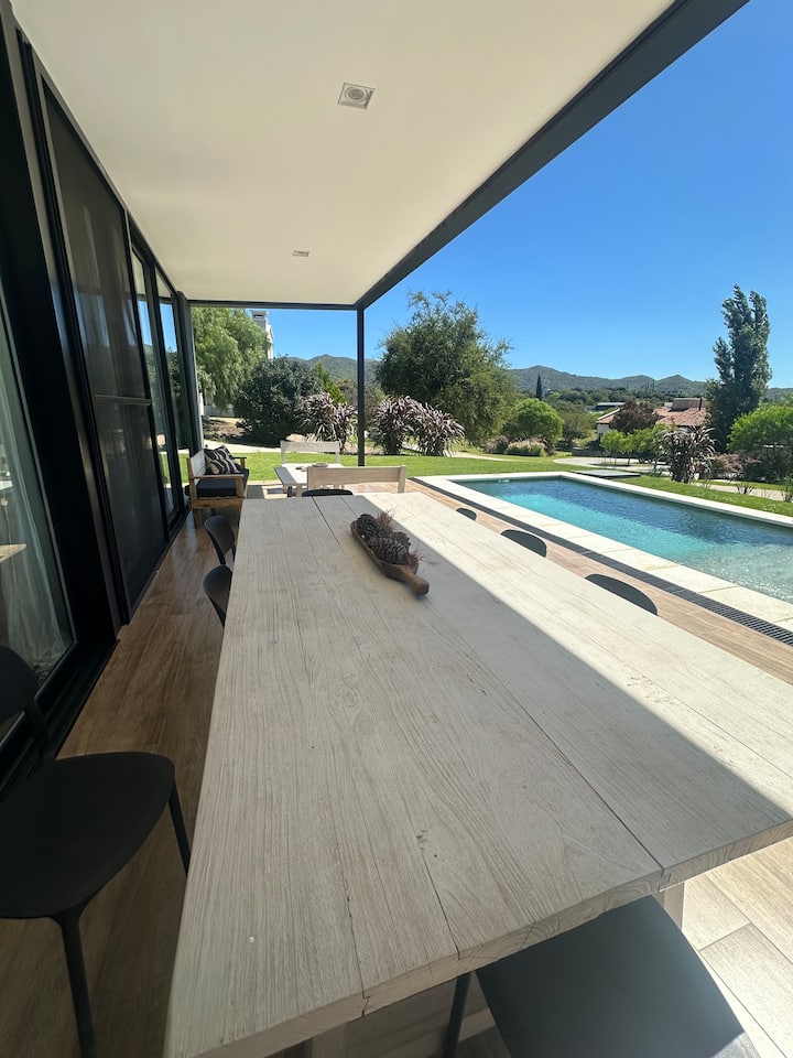 Premium house in Potrerillo de Larreta. 8 people