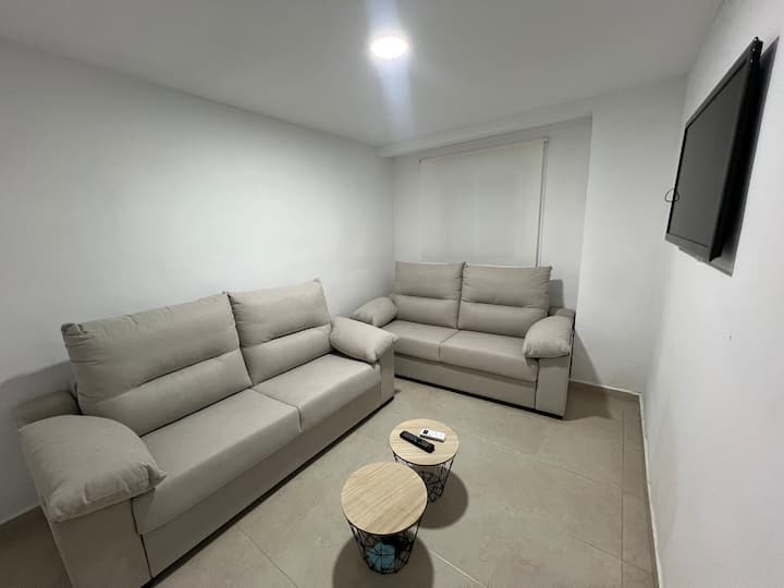 Casa Con Patio En Albacete - Albacete