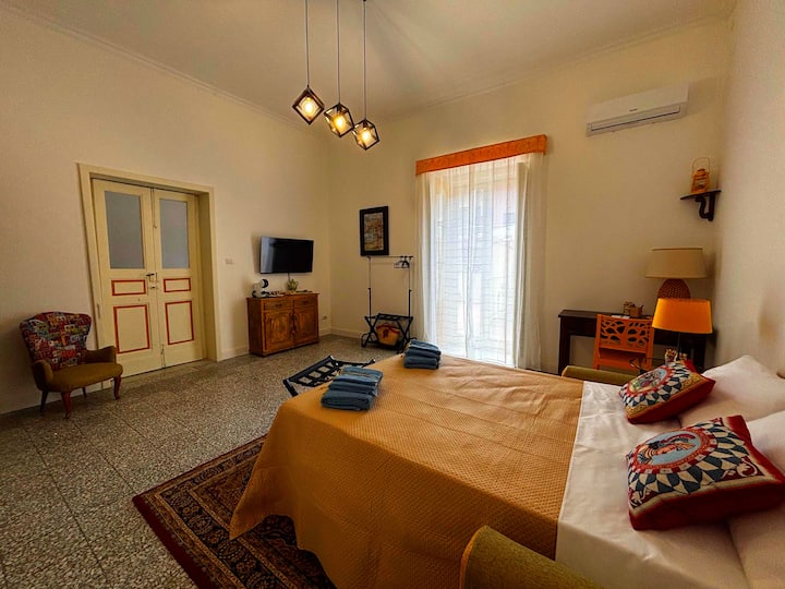 Etna Docet, Nicolosi, With Two Double Bedrooms - Nicolosi