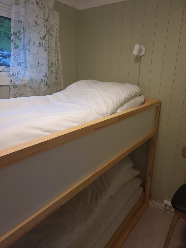 غرفة النوم 2