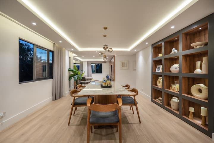 Your Luxurious Escape Awaits - Medellín
