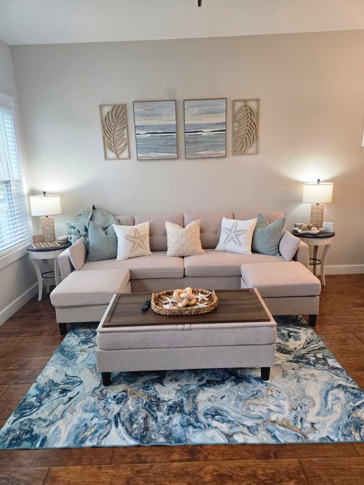 Stunning Waterfront Rooftop In Heritage Harbor - Ottawa, IL