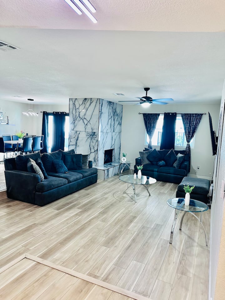 Hogar Dulce Hogar - Las Vegas, NV