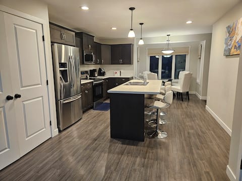 Comfy Home in Harbour Landing, Regina.