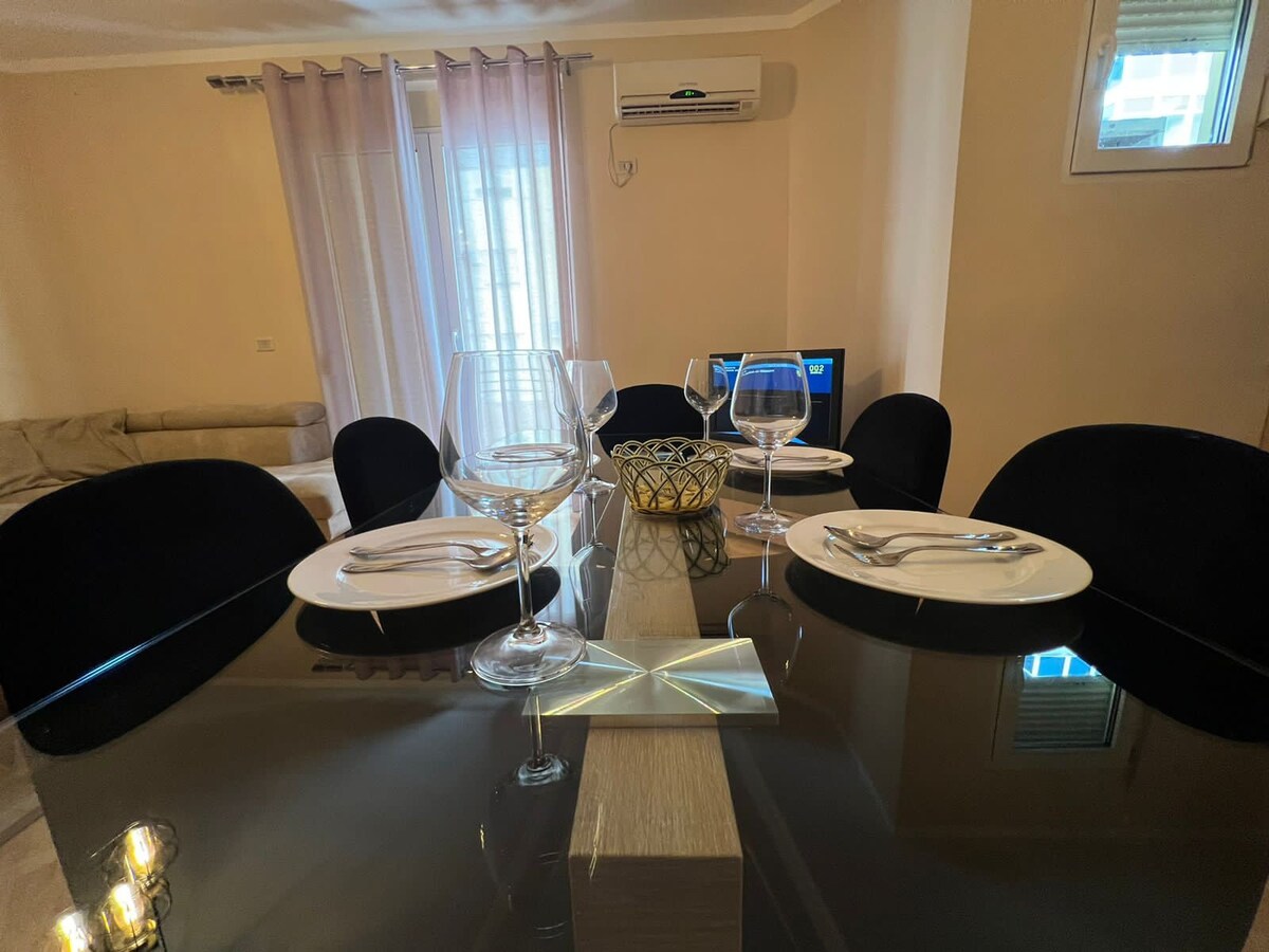 Listing 1436878483972413514