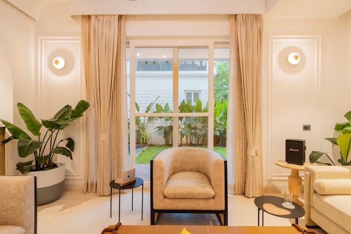 Living room 1 image 10