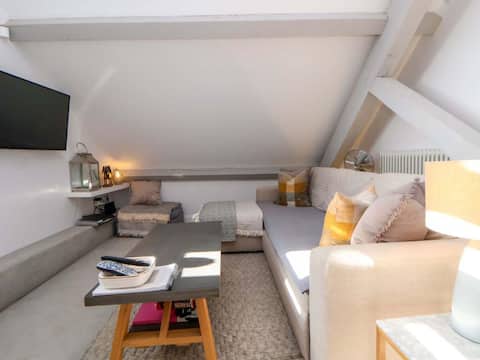 Popular Airbnb listing: The One, Penthouse Apt within a Converted Chapel in Chester Castle