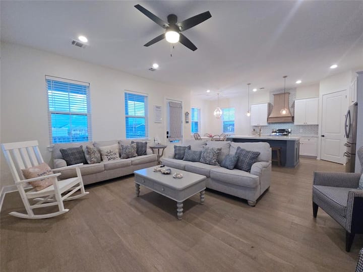 Saltwater Gospel | Sea Isle | Coastal Comfort - Galveston, TX
