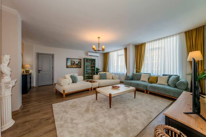 New!Central,4BR, Amazing sea view,Elevator, 5AC gallery image 4