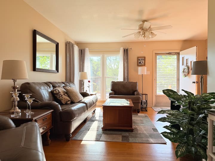 •202• Charming Home In Central Elizabethtown - Elizabethtown, KY