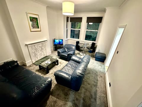 Top Airbnb: Apartment Masons Hill in Bromley