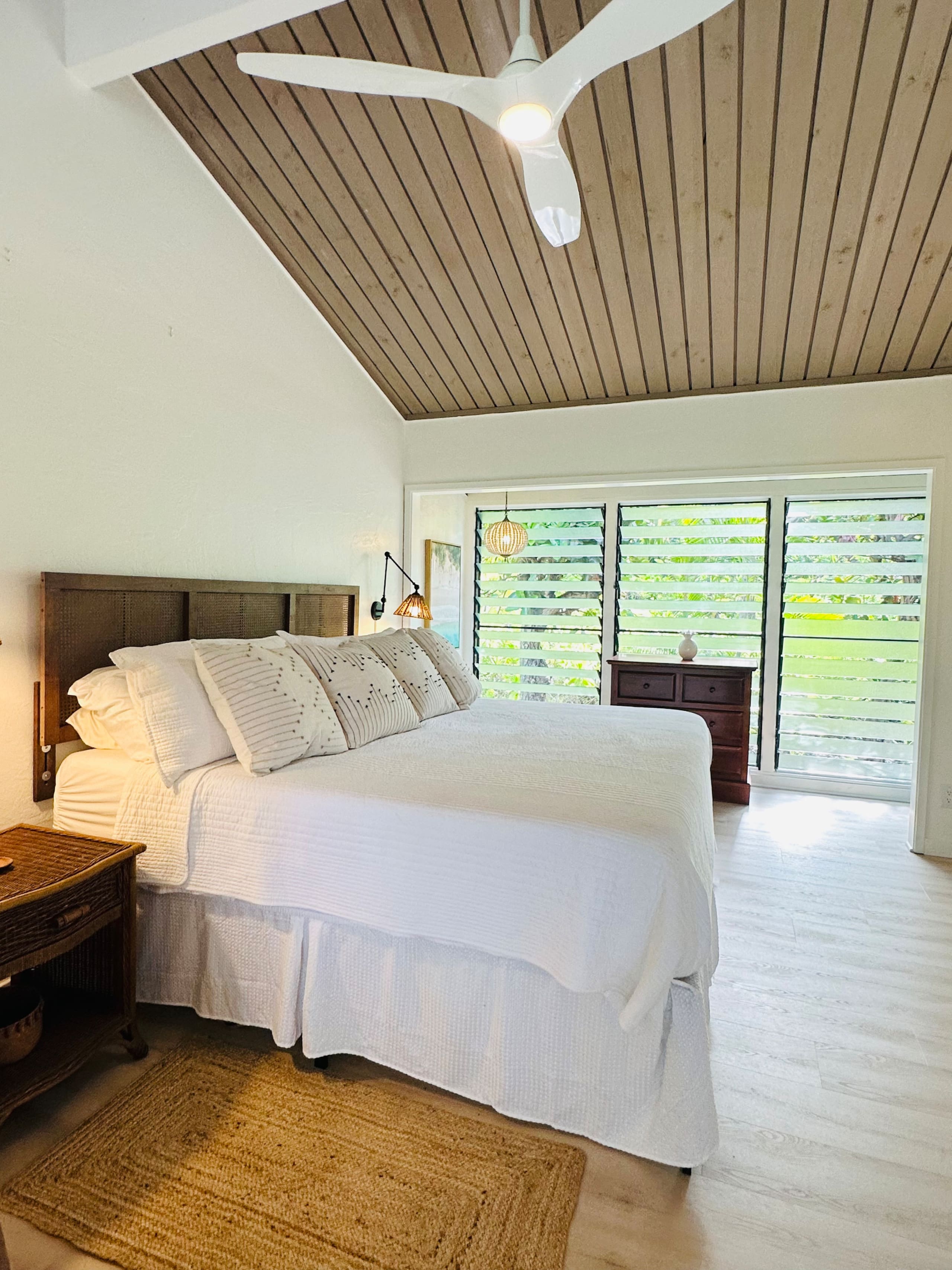 BRANDNew! Kona Bungalow II! Aug specials. Inquire! - Photo 11