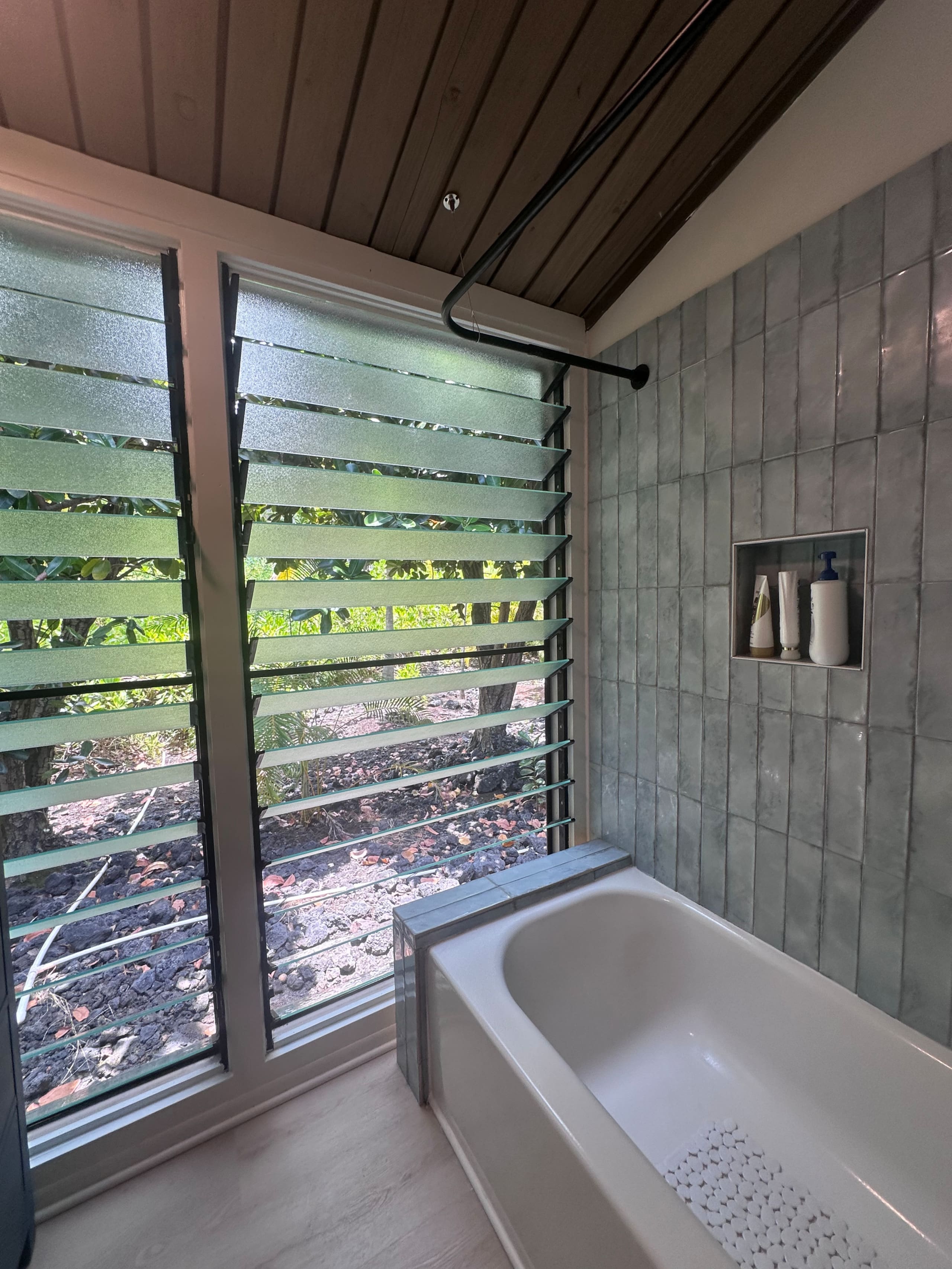 BRANDNew! Kona Bungalow II! Aug specials. Inquire! - Photo 45