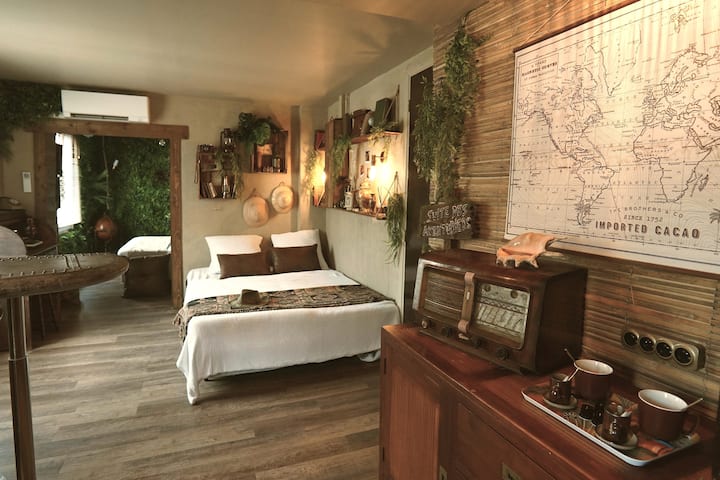 Cinéma Privé • Jungle & Décor Aventure - Villefranche-sur-Mer