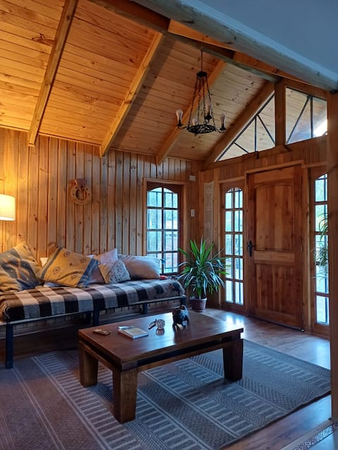Successful Airbnb property: Natural Getaway in El Melocotón in Cordillera