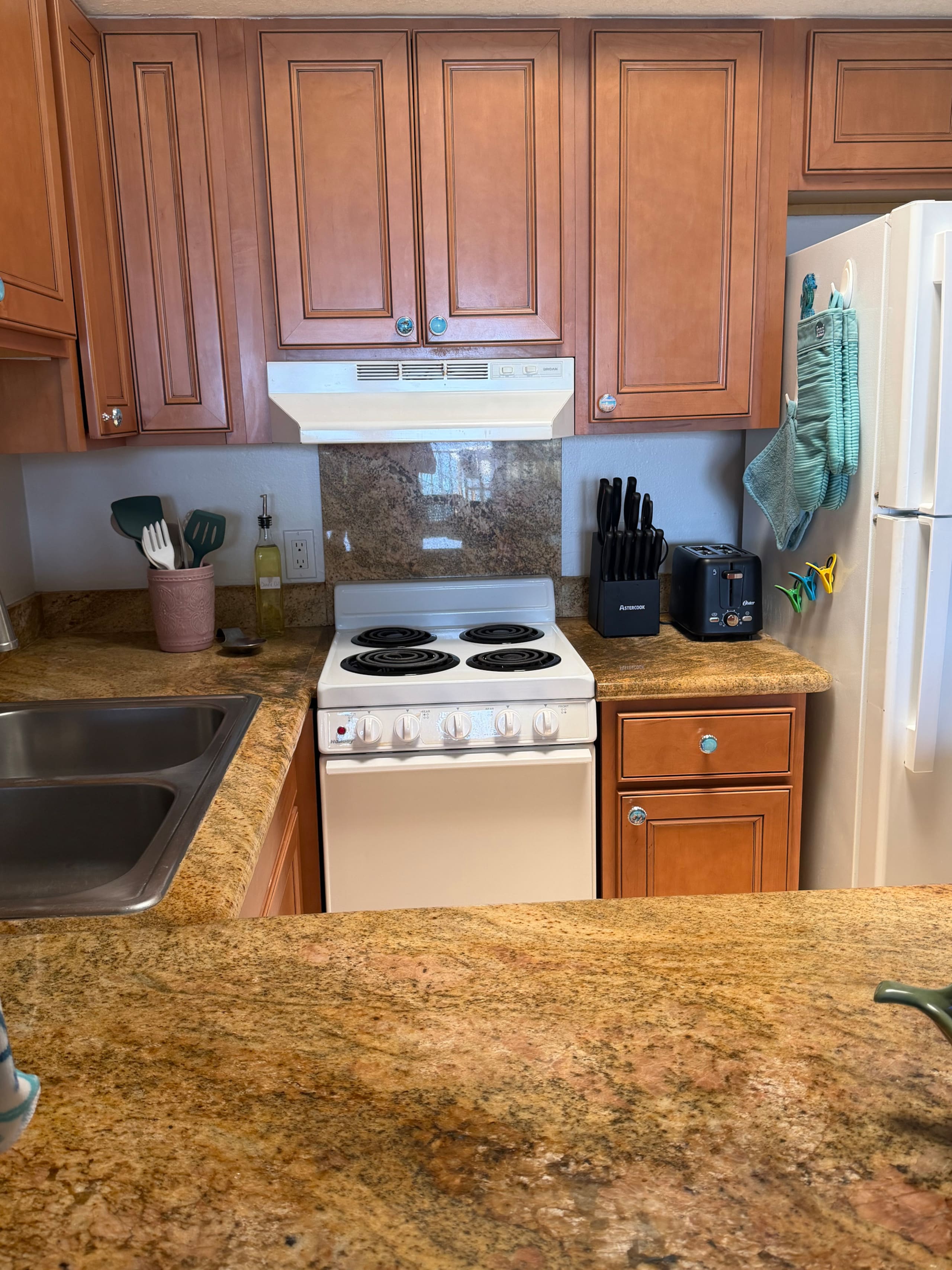 Condo in Kailua-Kona · ★4.95 · 1 bedroom · 2 beds · 1 bath - Image 15