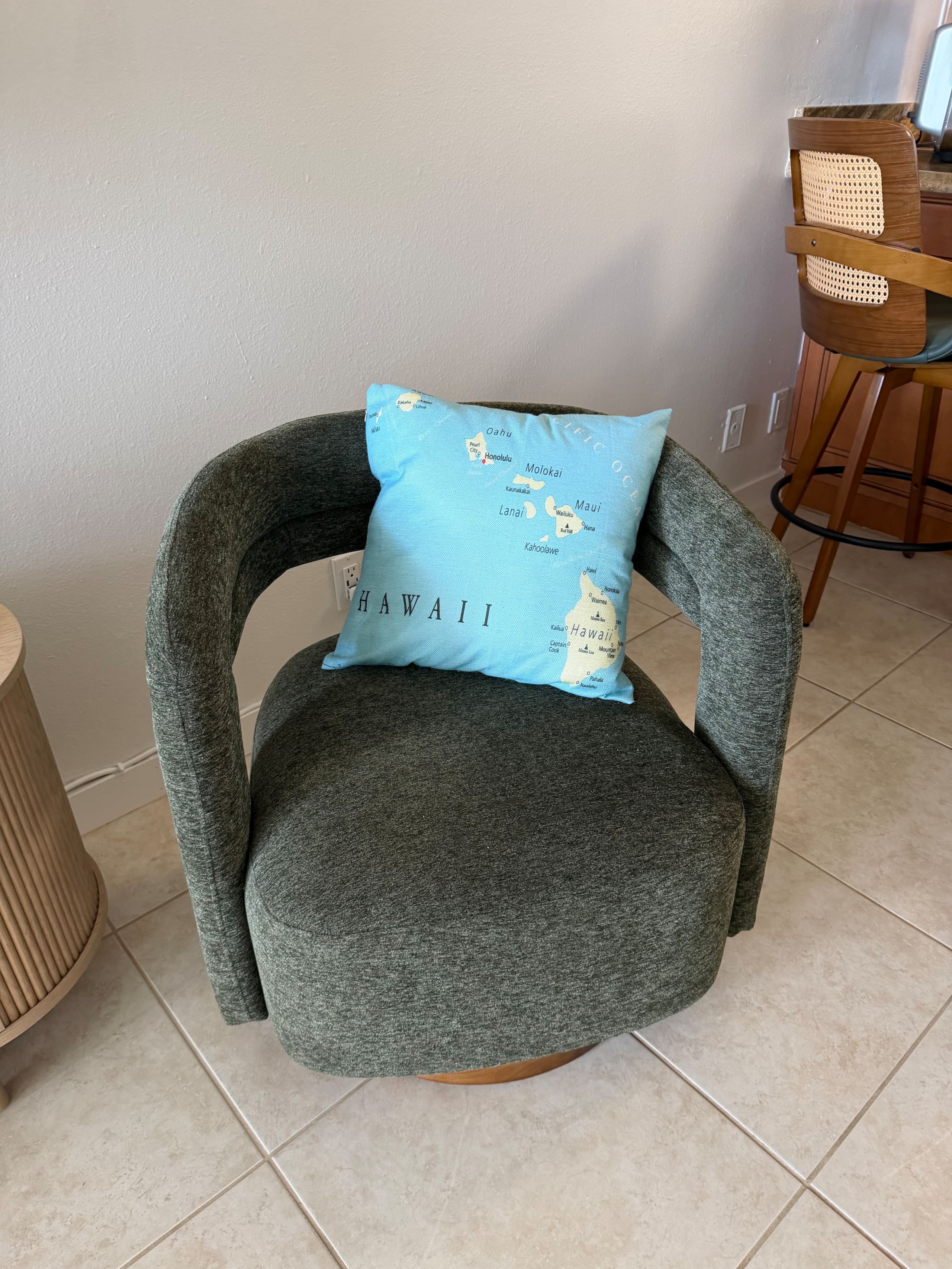 Condo in Kailua-Kona · ★4.95 · 1 bedroom · 2 beds · 1 bath - Image 6
