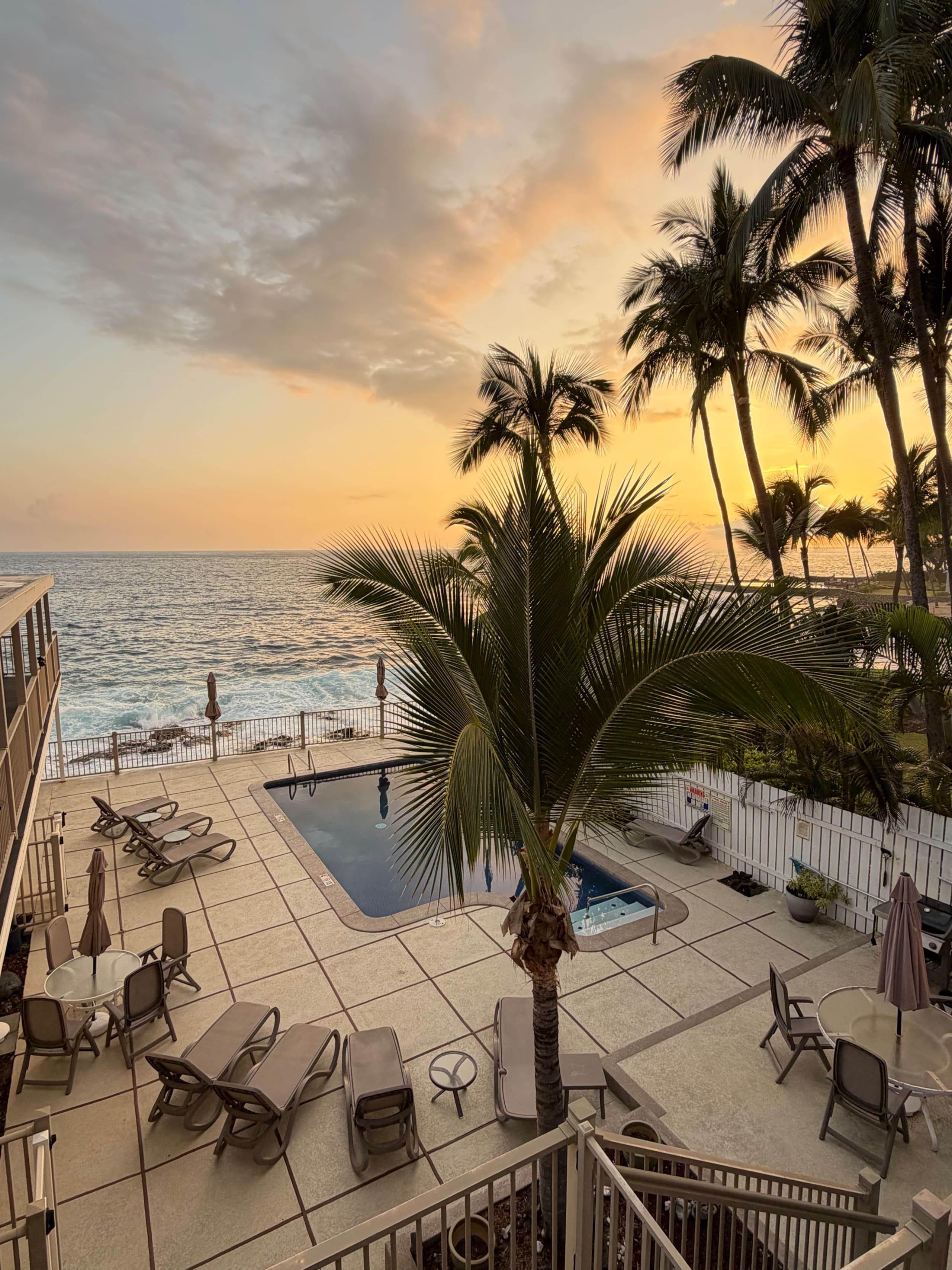 Condo in Kailua-Kona · ★4.95 · 1 bedroom · 2 beds · 1 bath - Image 35